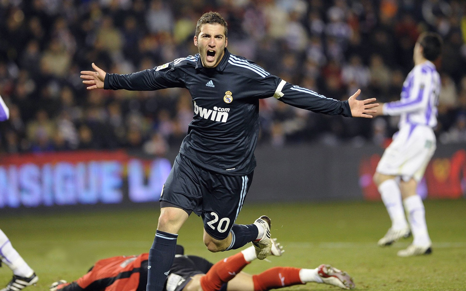 第91分钟落后第96分钟绝平，曼联创造英超奇迹，曼联英超比赛时间